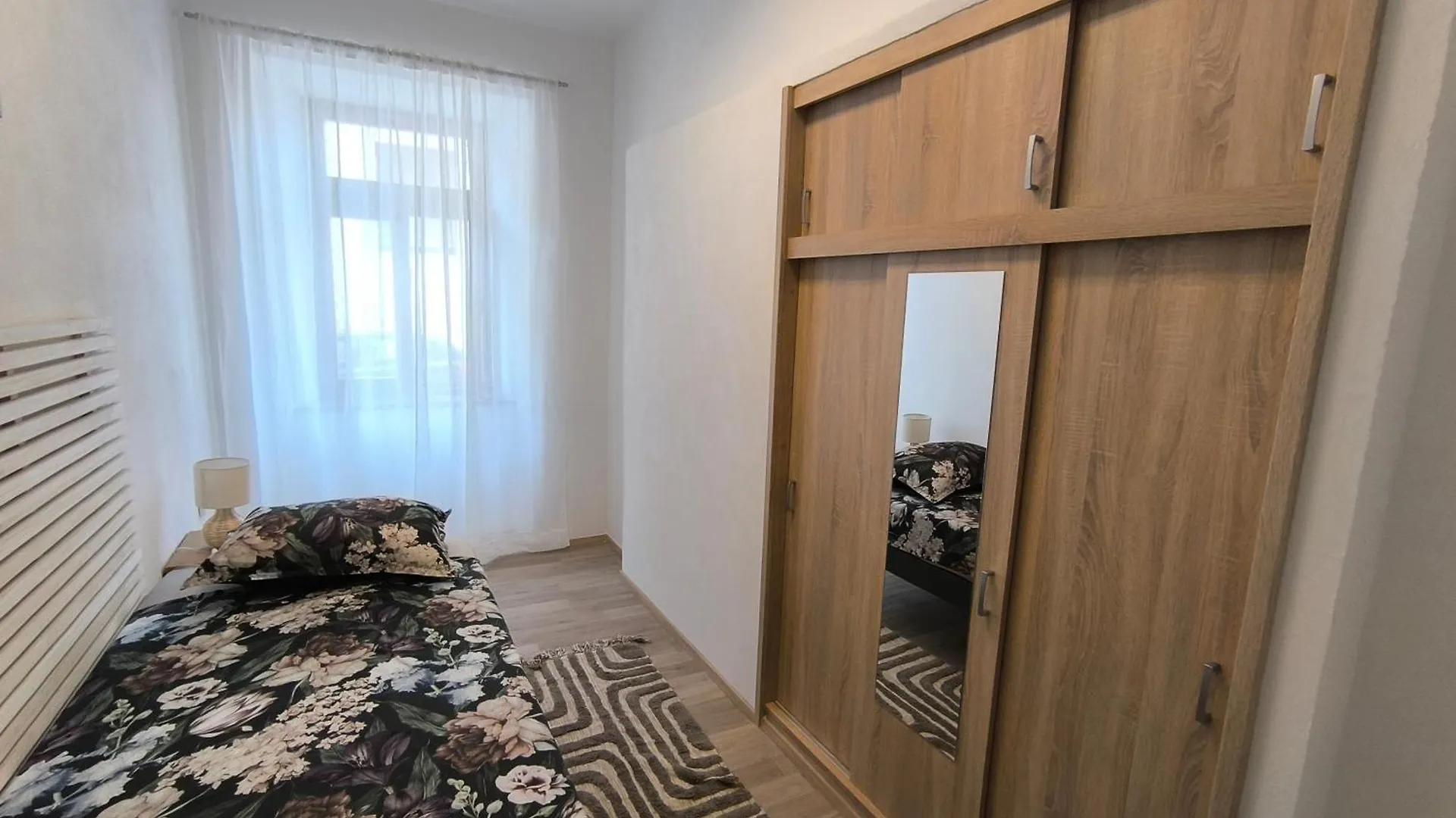 Apartment Ema Pula
